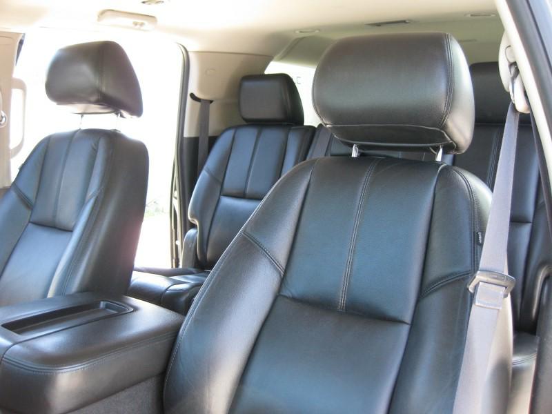 CHEVROLET SUBURBAN 2013 CHEVROLET SUBURBAN 1GNSKJE78DR133967