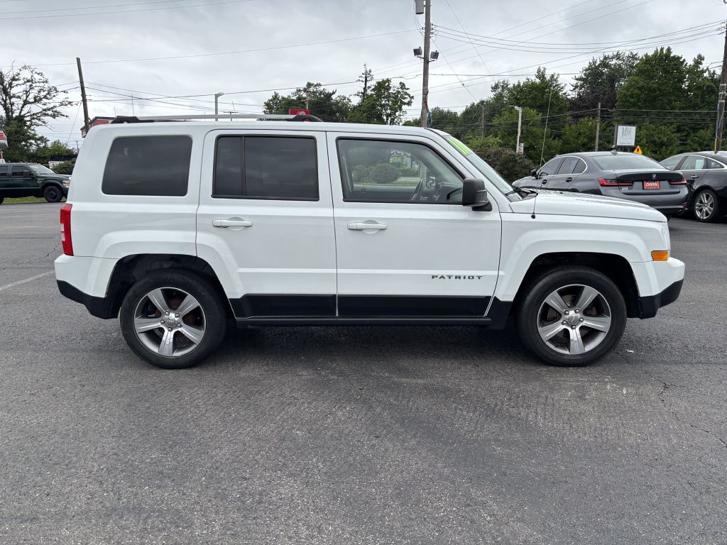 Photo 4 of this JEEP PATRIOT