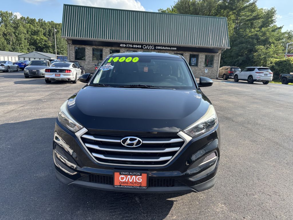 Photo 2 of this HYUNDAI TUCSON