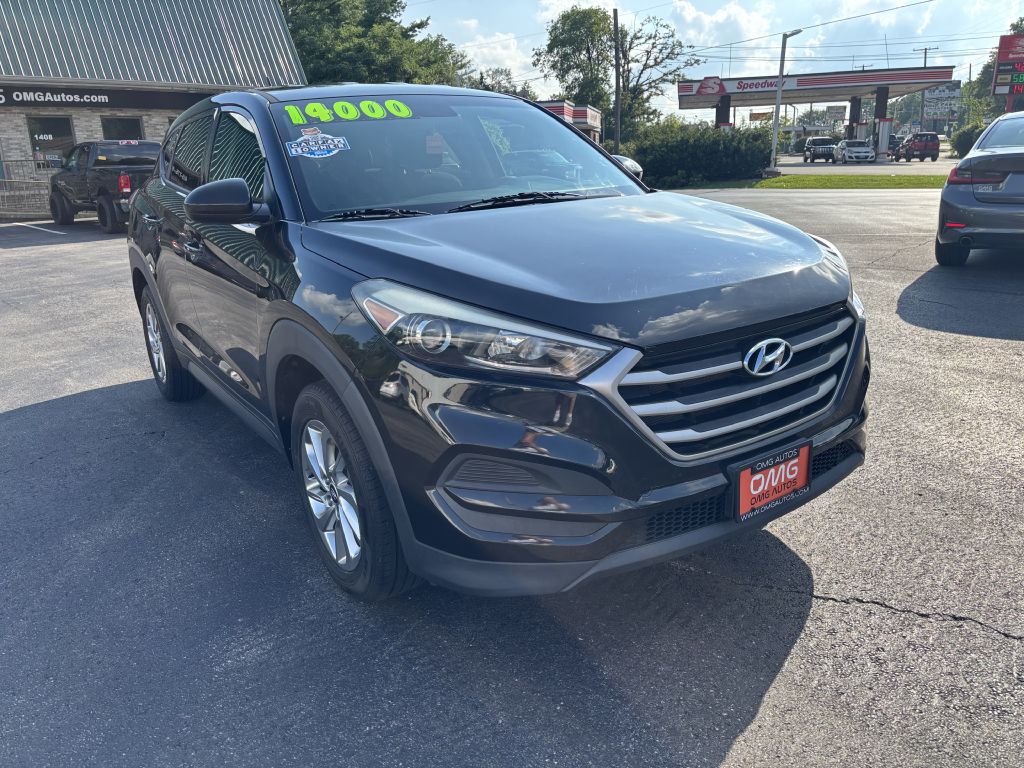 Photo 3 of this HYUNDAI TUCSON