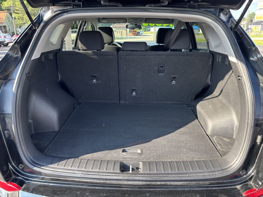 Photo 13 of this HYUNDAI TUCSON