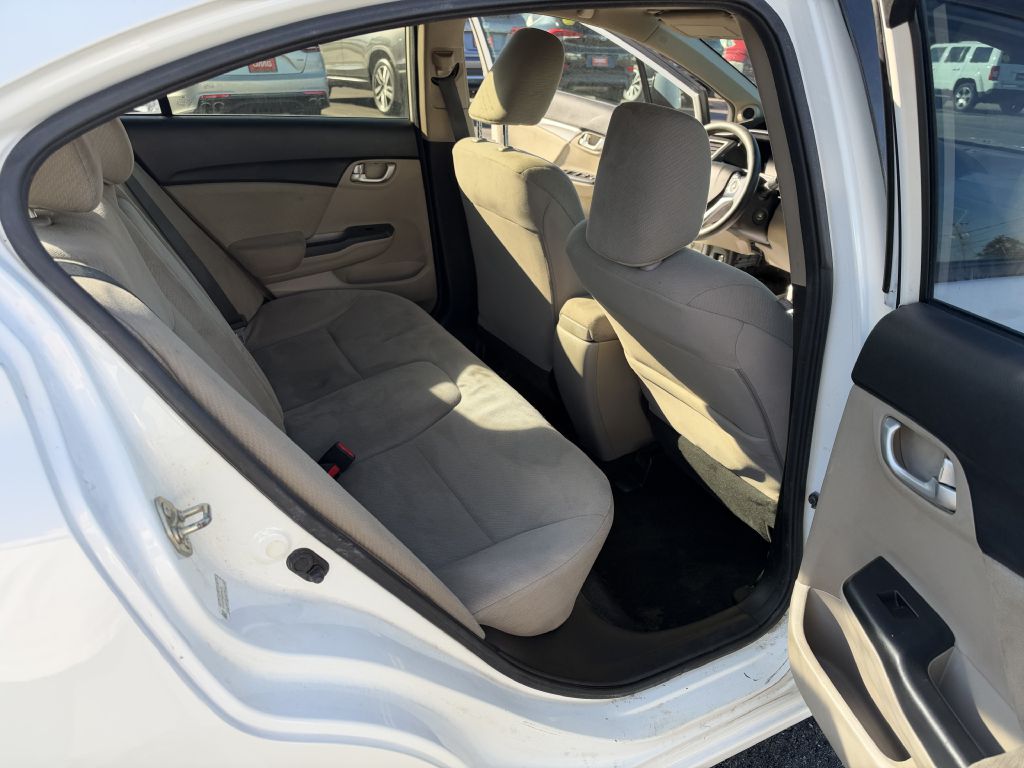 Photo 12 of this HONDA CIVIC