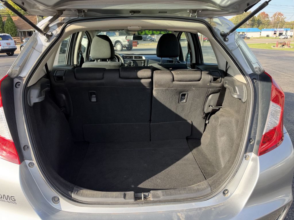 Photo 13 of this HONDA FIT