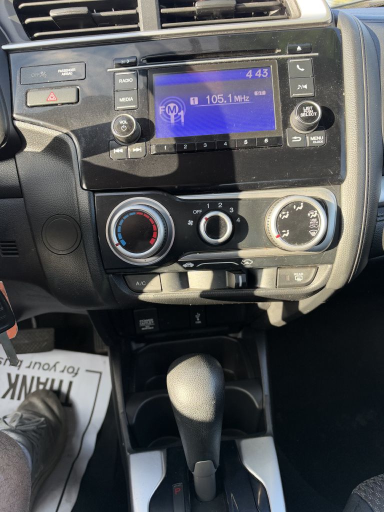 Photo 16 of this HONDA FIT