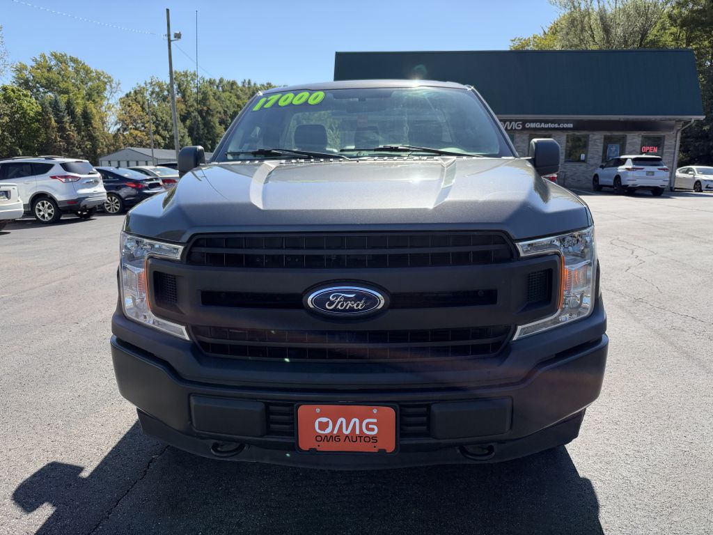 Photo 2 of this FORD F150
