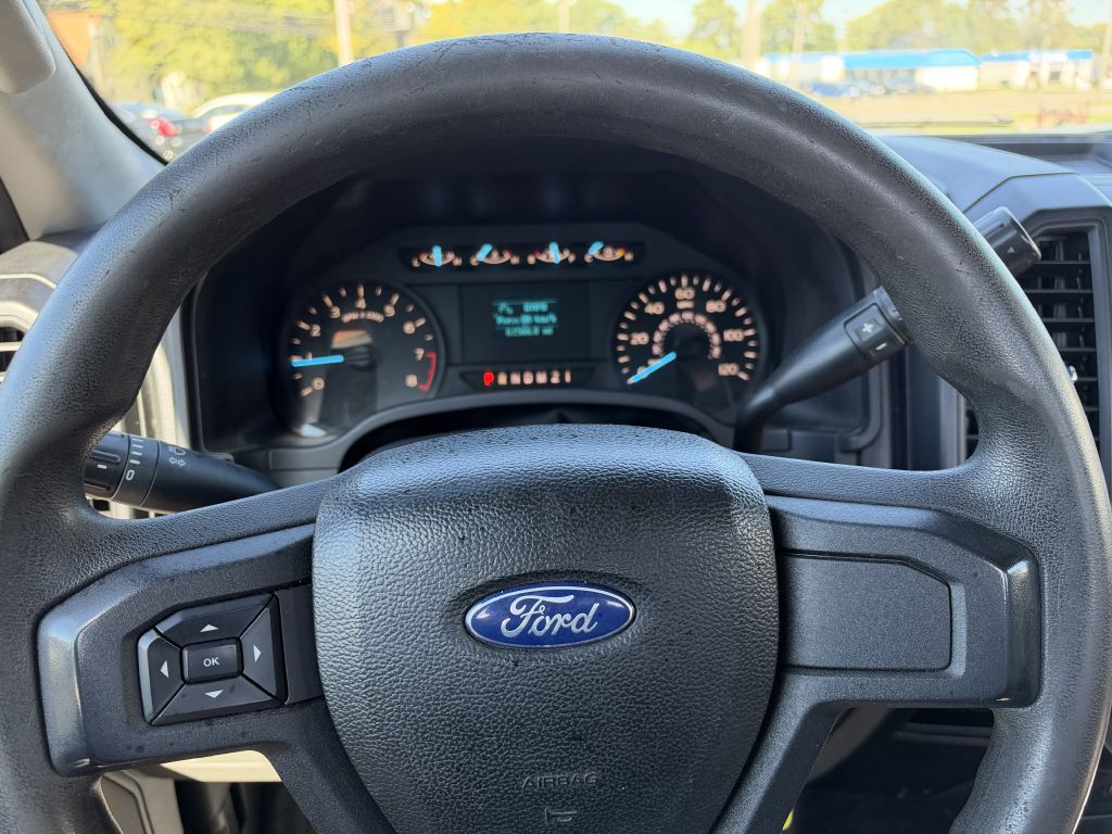 Photo 13 of this FORD F150