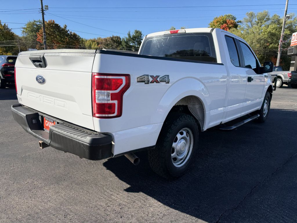 Photo 5 of this FORD F150