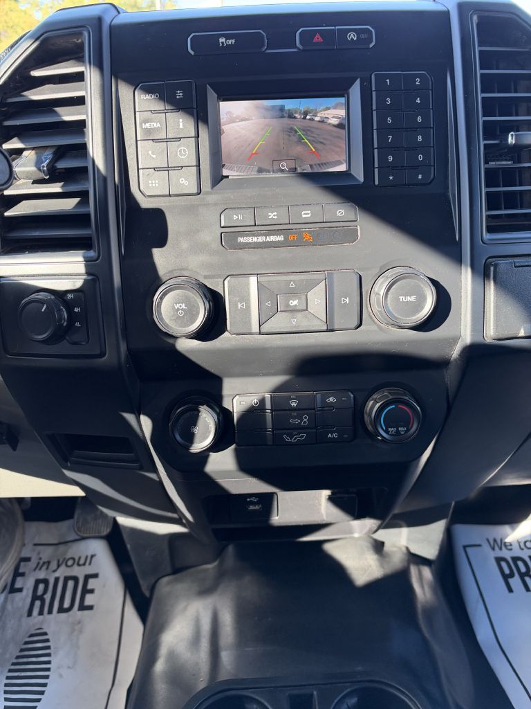 Photo 14 of this FORD F150