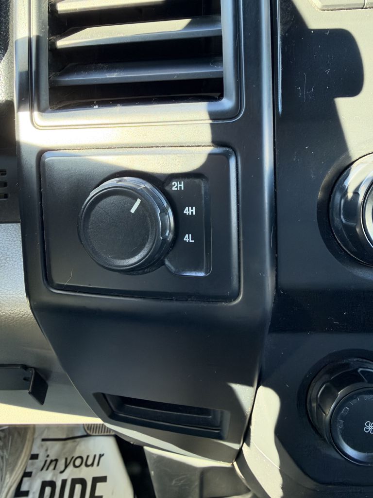 Photo 15 of this FORD F150