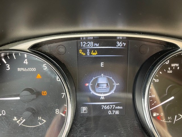 Photo 24 of this NISSAN ROGUE