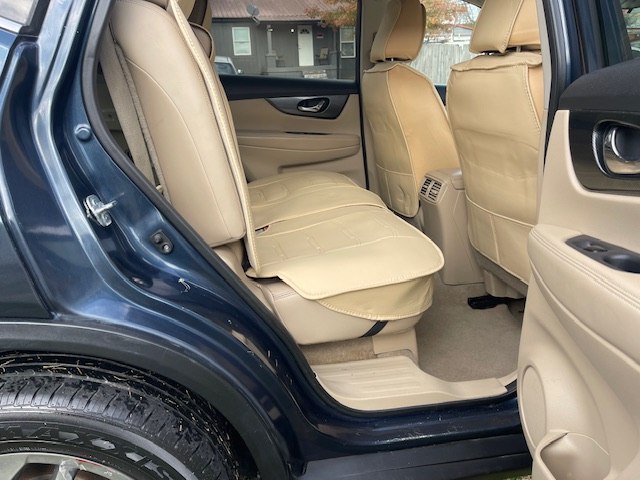 Photo 16 of this NISSAN ROGUE