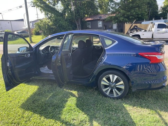 Photo 7 of this NISSAN SENTRA