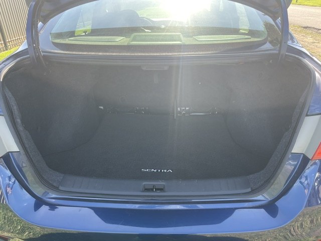 Photo 8 of this NISSAN SENTRA
