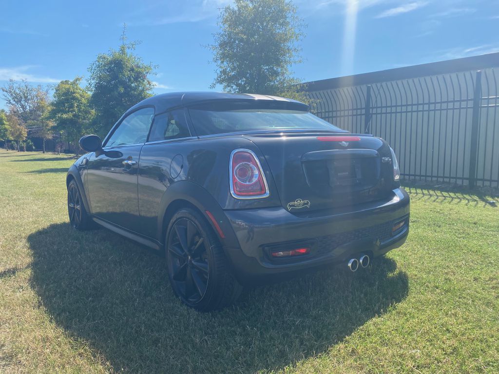 Photo 6 of this MINI COOPER COUPE