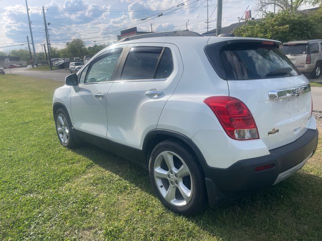 Photo 6 of this CHEVROLET TRAX