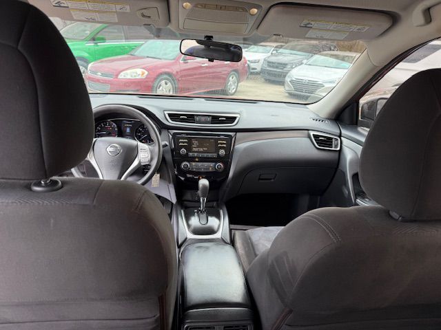 Photo 22 of this NISSAN ROGUE