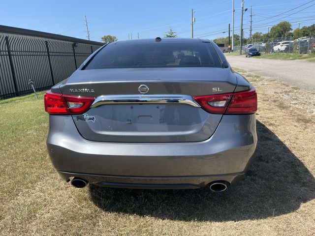 Photo 5 of this NISSAN MAXIMA
