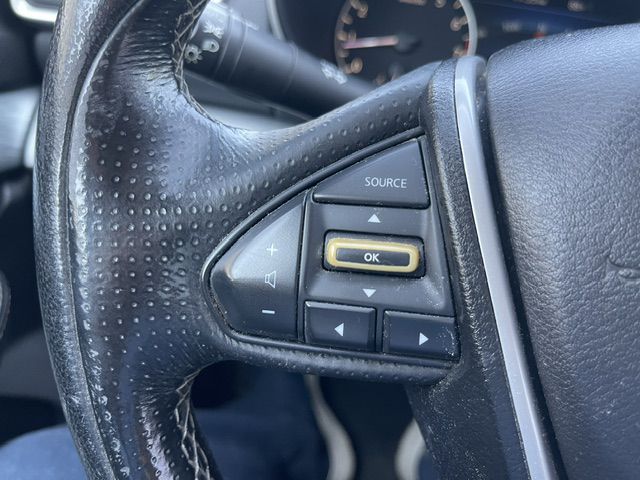 Photo 20 of this NISSAN MAXIMA