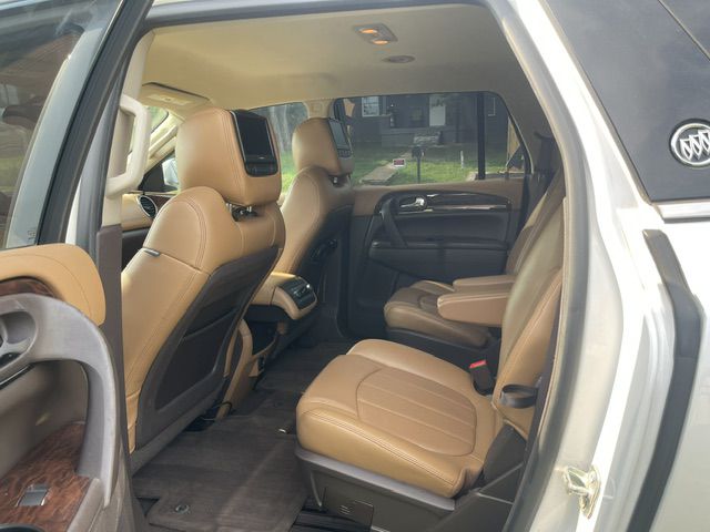 Photo 12 of this BUICK ENCLAVE