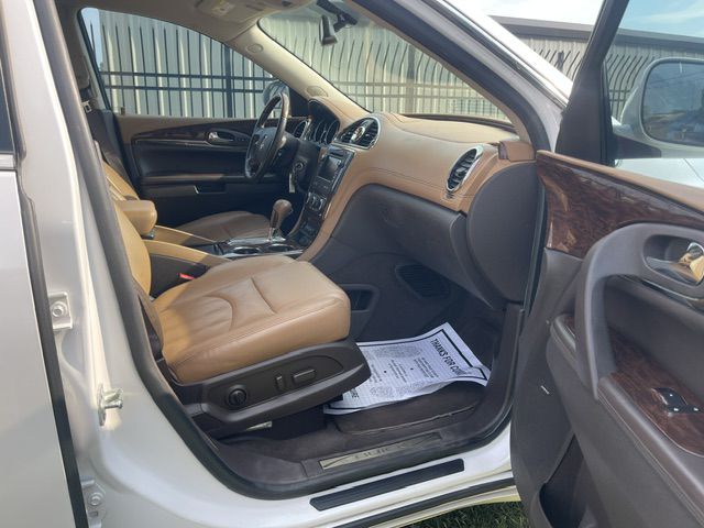 Photo 14 of this BUICK ENCLAVE