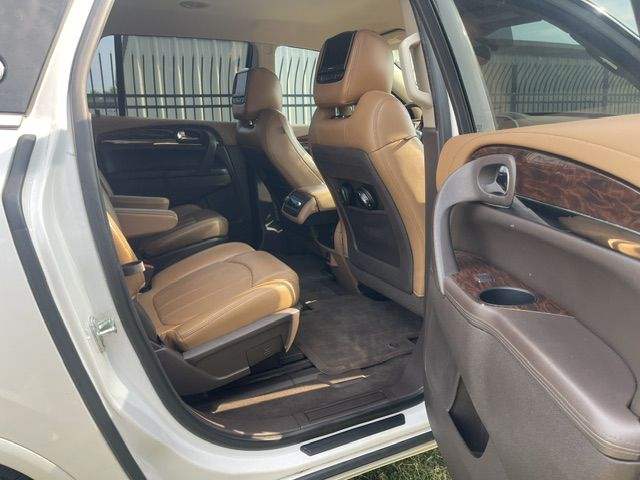Photo 16 of this BUICK ENCLAVE