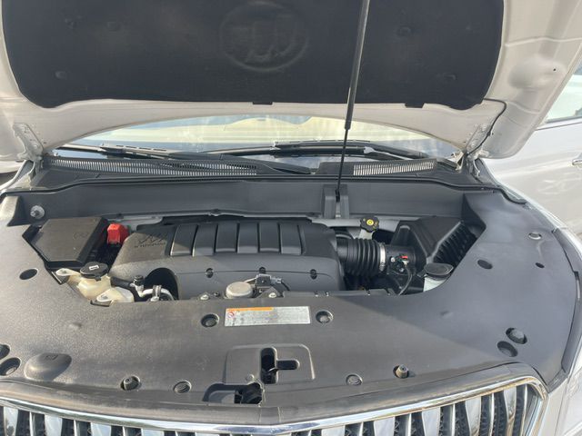 Photo 24 of this BUICK ENCLAVE