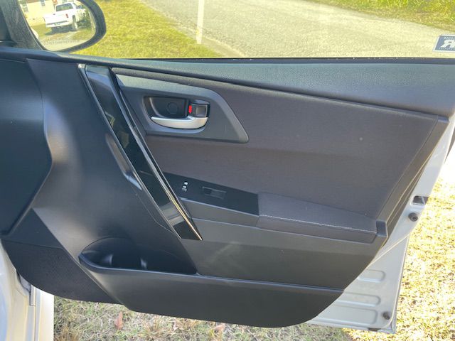 Photo 12 of this TOYOTA COROLLA IM