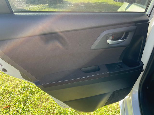 Photo 16 of this TOYOTA COROLLA IM