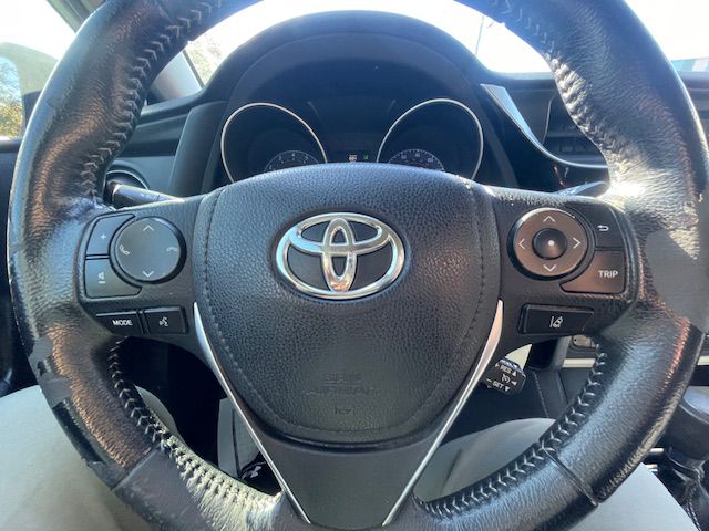 Photo 19 of this TOYOTA COROLLA IM