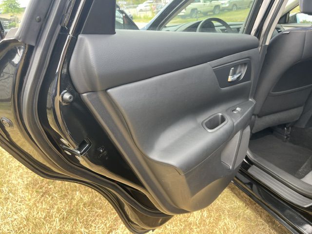 Photo 13 of this NISSAN ALTIMA