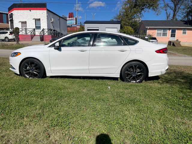 Photo 8 of this FORD FUSION