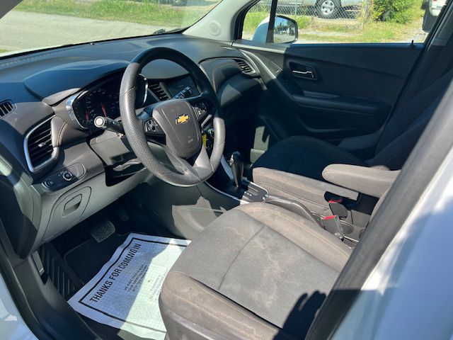 Photo 12 of this CHEVROLET TRAX