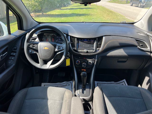 Photo 19 of this CHEVROLET TRAX