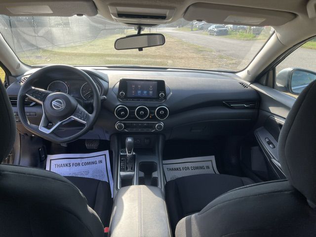 Photo 14 of this NISSAN SENTRA