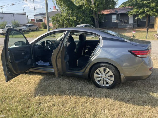 Photo 7 of this NISSAN SENTRA