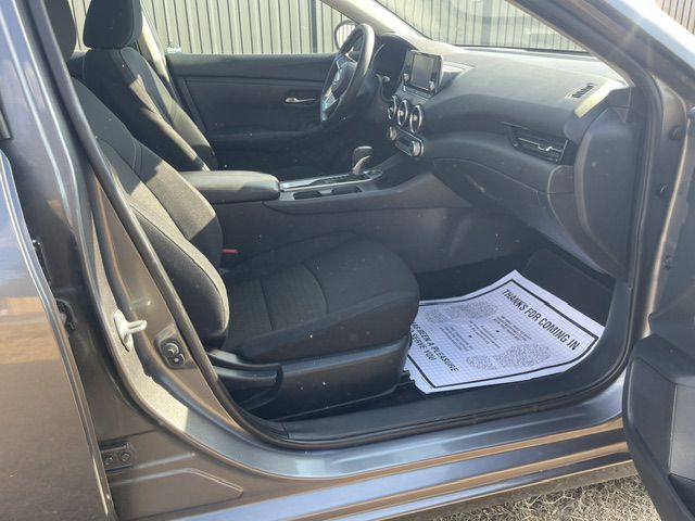 Photo 15 of this NISSAN SENTRA