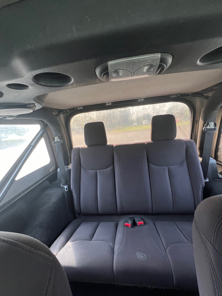 Photo 13 of this JEEP WRANGLER