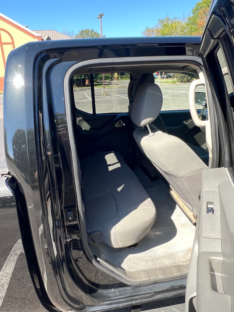 Photo 14 of this NISSAN FRONTIER