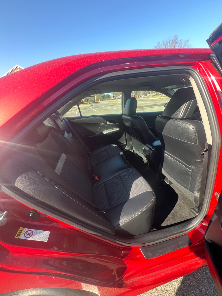 Photo 12 of this TOYOTA CAMRY