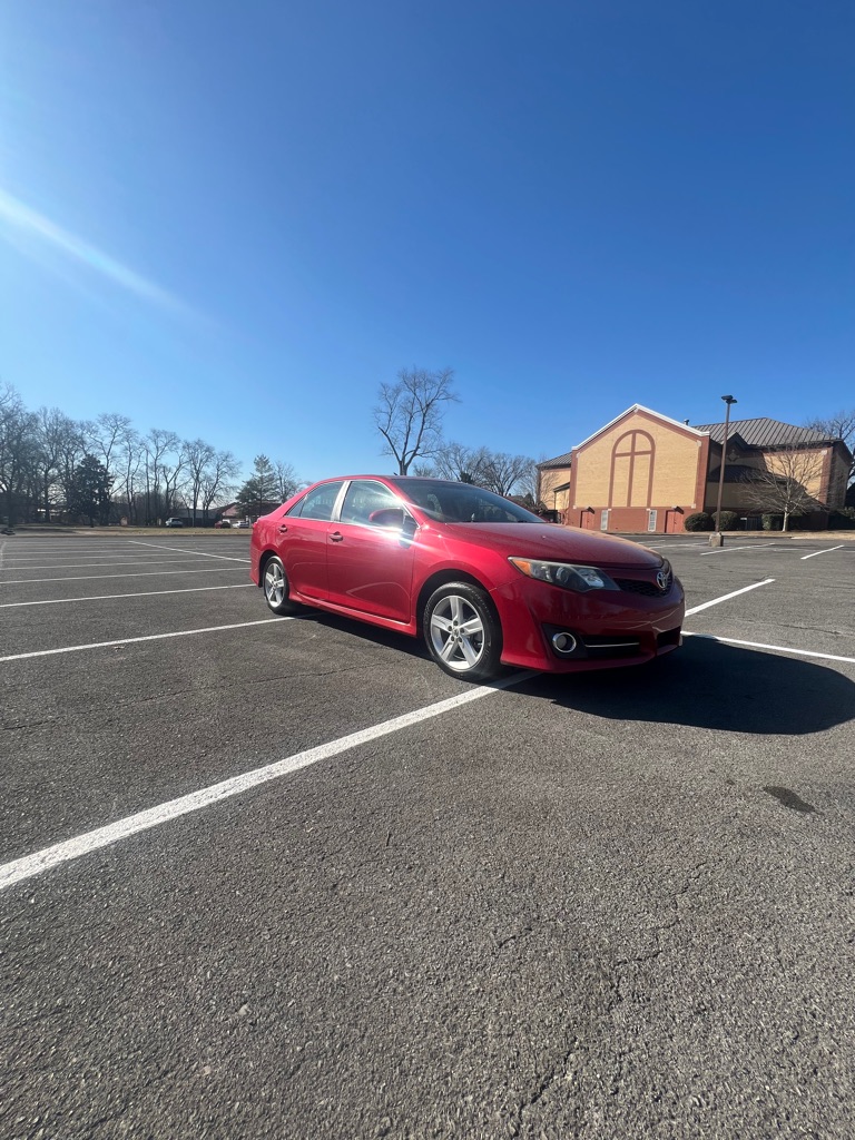 Photo 4 of this TOYOTA CAMRY
