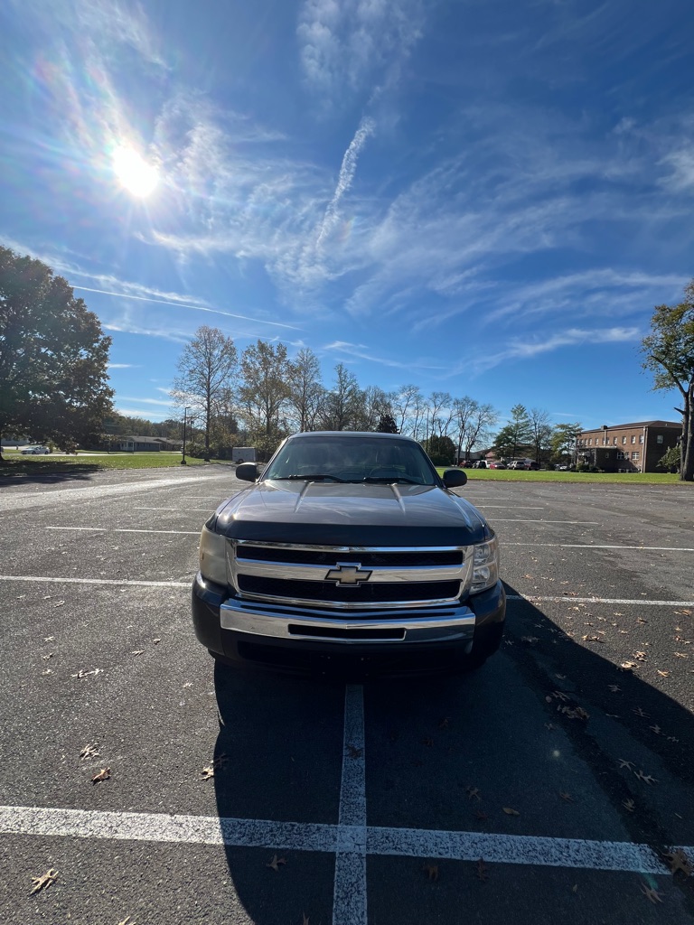 Photo 3 of this CHEVROLET SILVERADO 1500