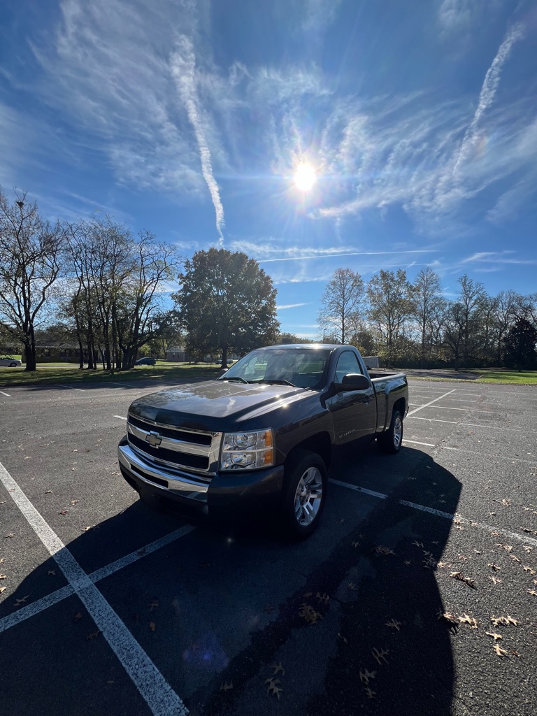 Photo 2 of this CHEVROLET SILVERADO 1500