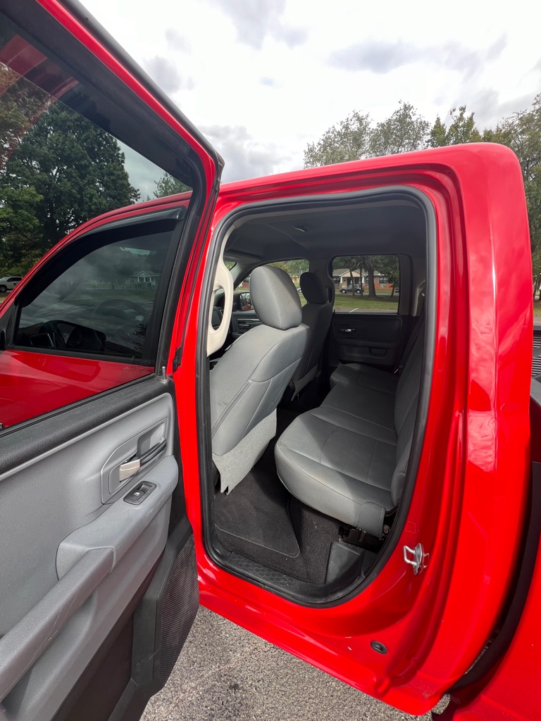 Photo 14 of this RAM 1500