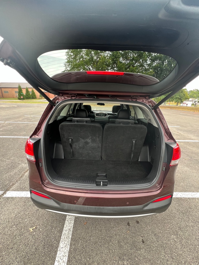 Photo 16 of this KIA SORENTO