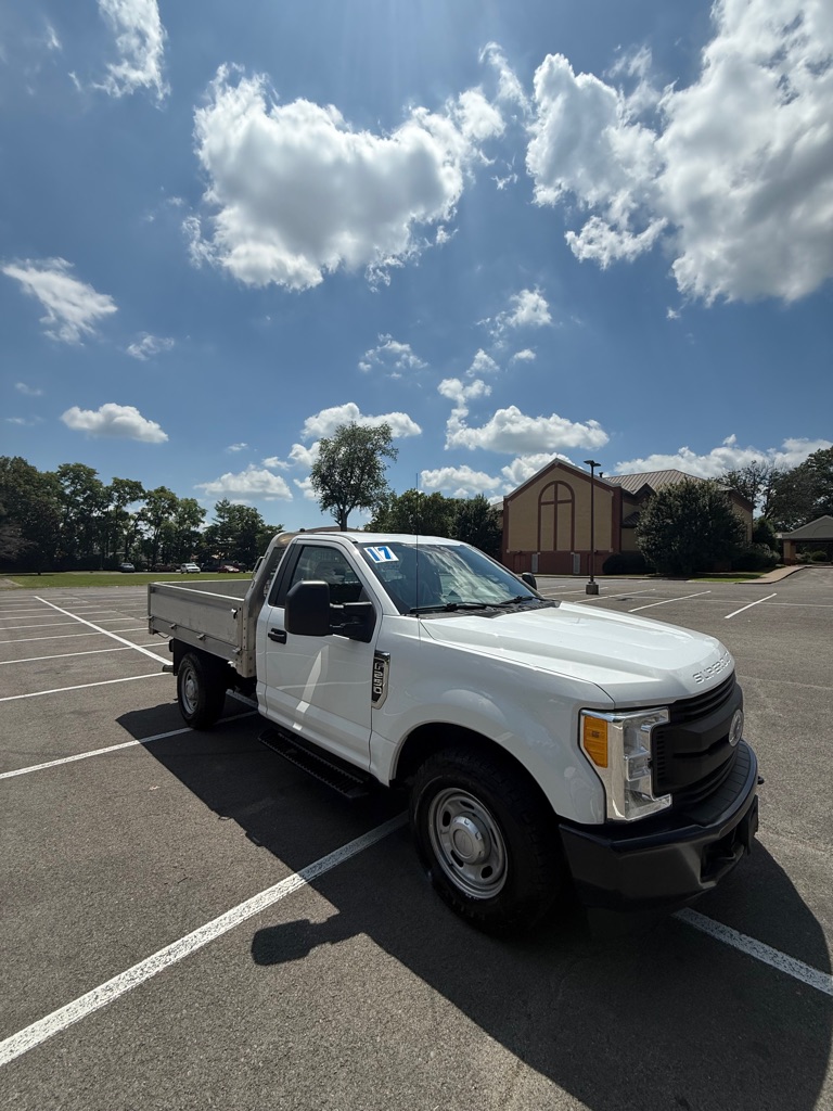 Photo 4 of this FORD F250