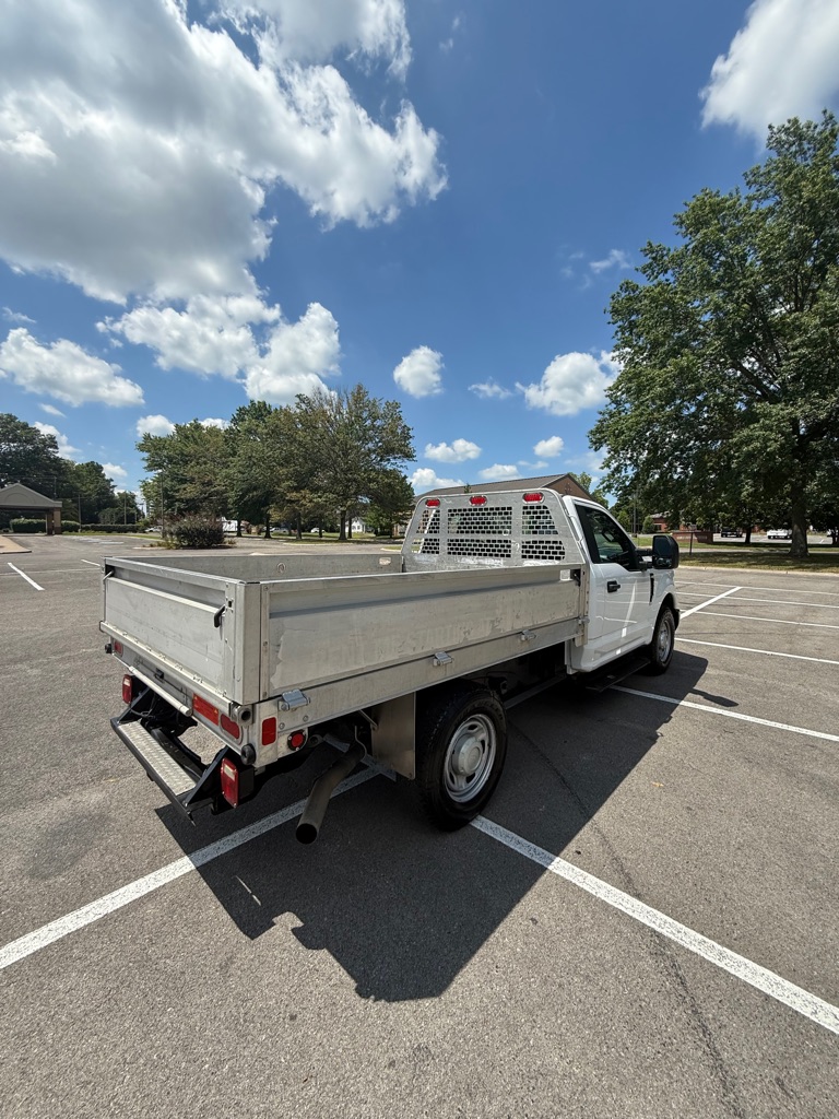 Photo 6 of this FORD F250