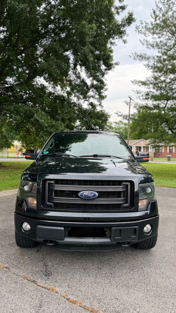 Photo 7 of this FORD F150