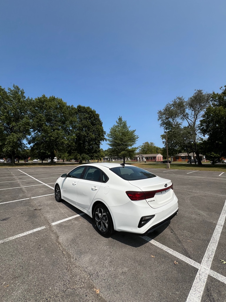 Photo 8 of this KIA FORTE