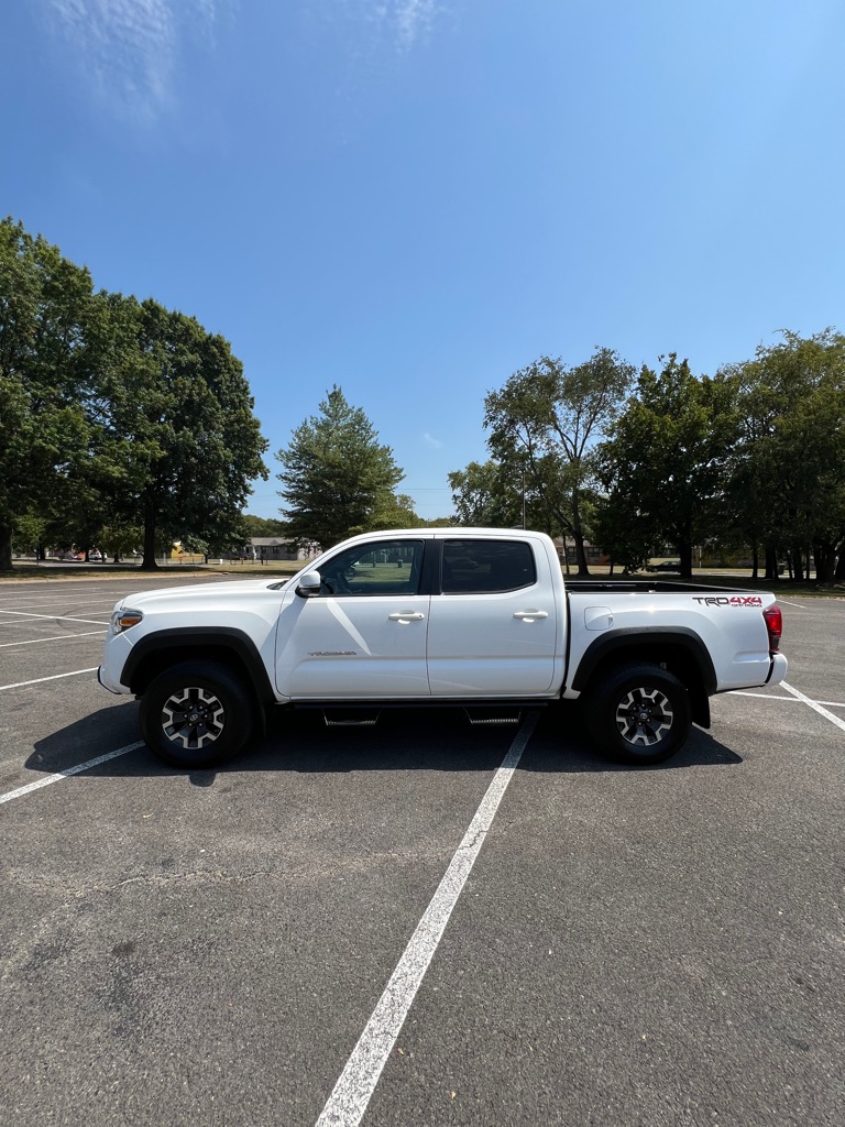 Photo 5 of this TOYOTA TACOMA