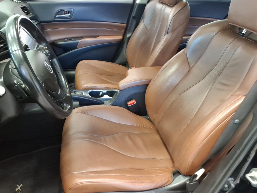 Photo 18 of this ACURA ILX